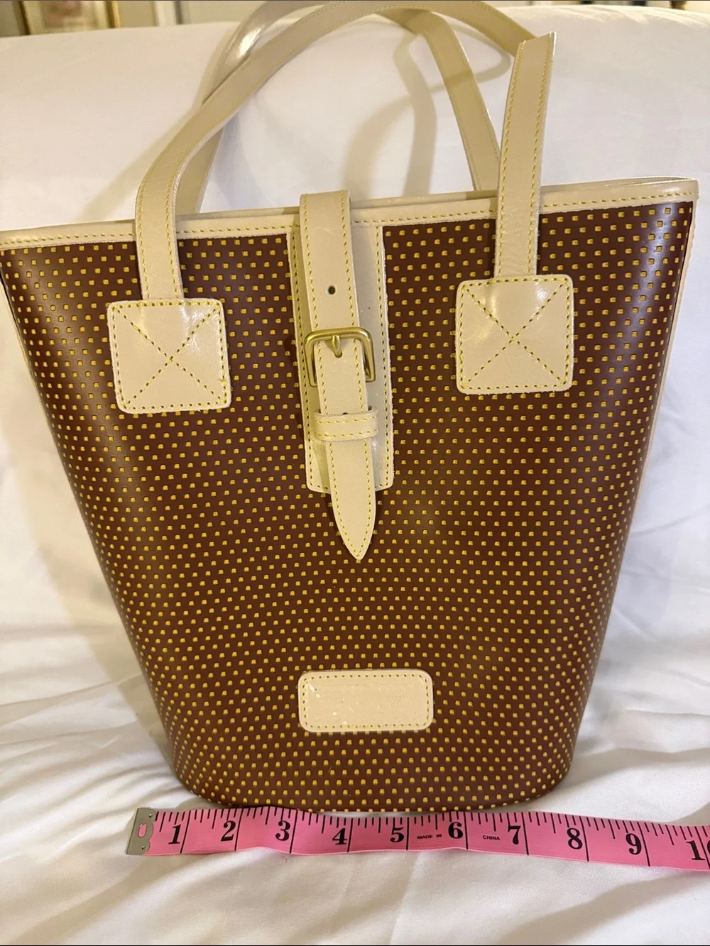 Dooney & Bourke Vintage 1990’s Cabriolet Leather Tote Brown Cream Trim EUC
